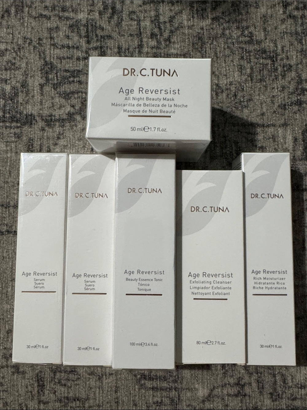 Farmasi DR. C. TUNA Age Reversist Skincare Set - White